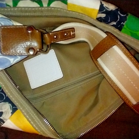 COACH Handbag Hobo Medium Colored Monogram Dust Cover Included - Picture 12 of 16